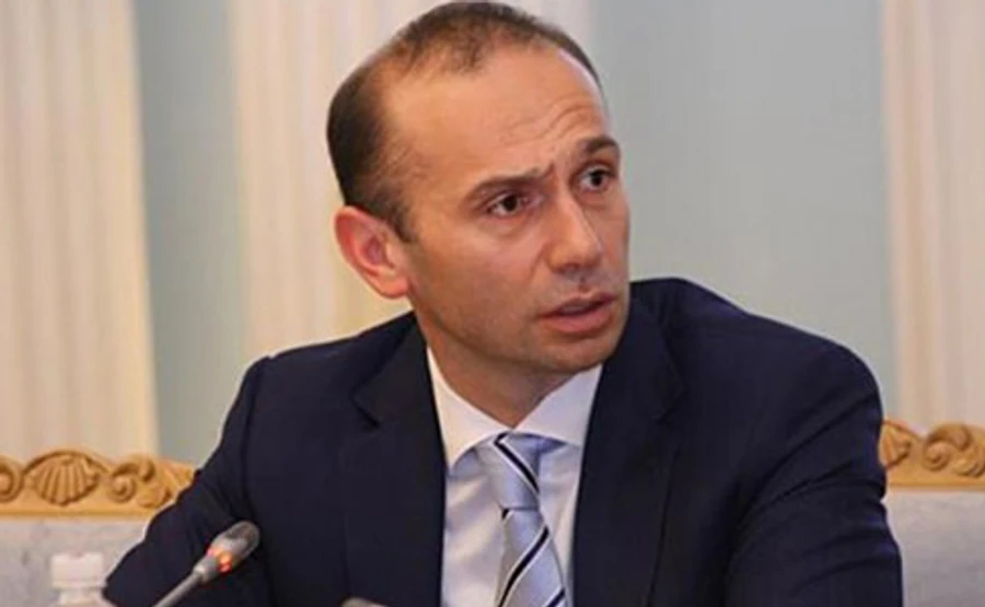 Высший совет правосудия продолжил отстранение судьи Емельянова