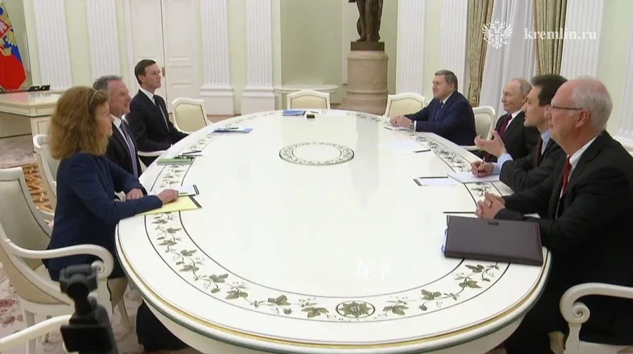 В Кремлі почалася зустріч Путіна з спецпосланцем і зятем Трампа