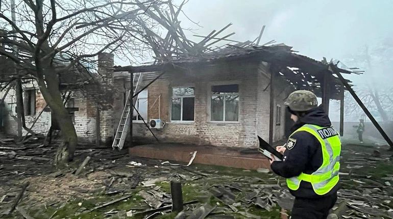 На Чернігівщині ворожий дрон вдарив по лісгоспу: поранено охоронця, спалахнула пожежа