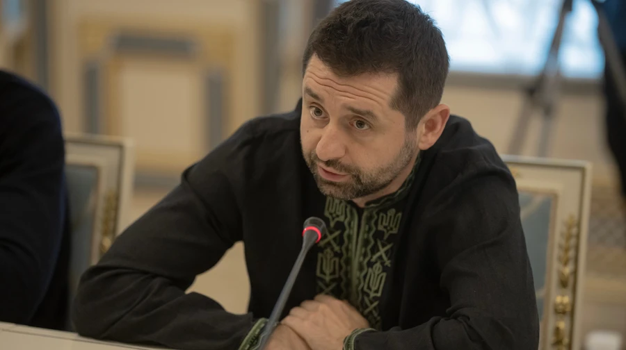 Servant of the People faction leader Arakhamiia says Zelenskyy's remarks about MP mobilisation were misinterpreted