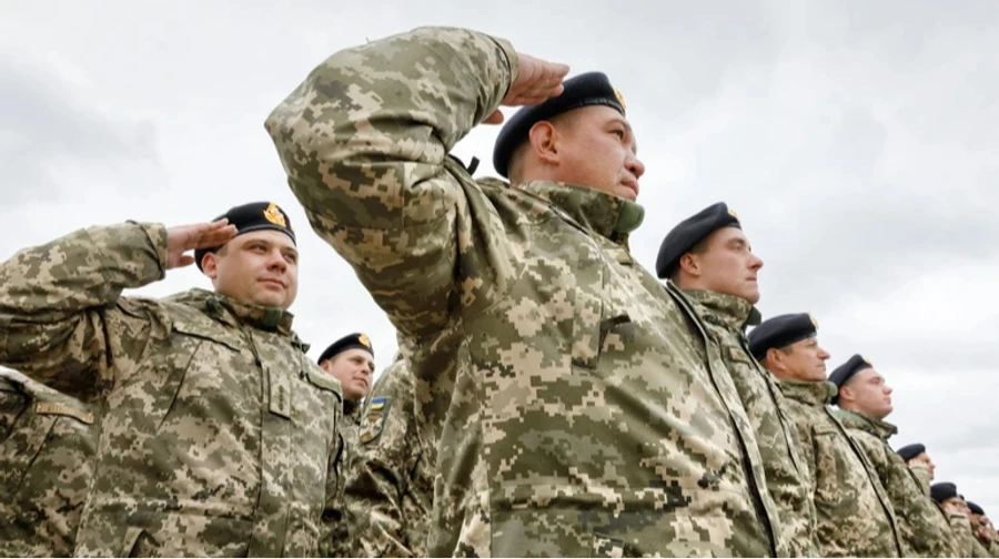 Сирський розповів про нову контрактну систему військової служби