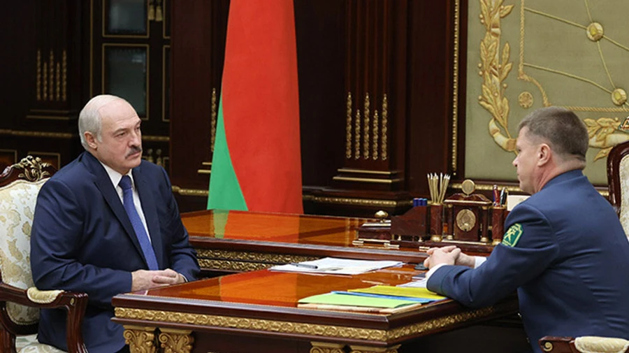 Лукашенко намерен взяться за грузопоток из Литвы и Латвии
