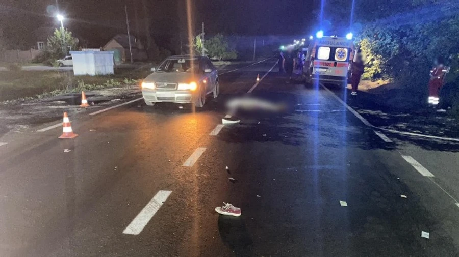 Швидка насмерть збила жінку на Харківщині 