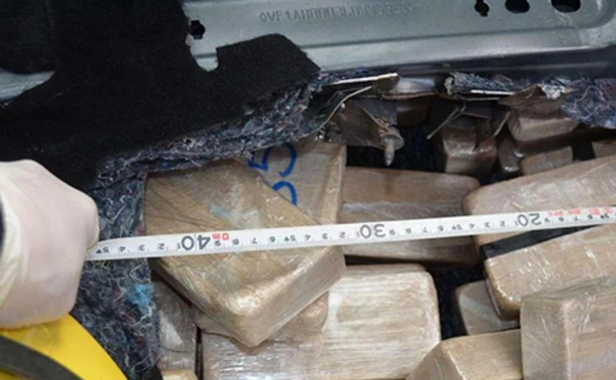 Двое голландцев вывезли из Украины в ЕС 84 кг героина