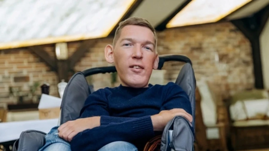 ОГП скоро объявит заочное подозрение больному СМА Гусакову – Кравченко