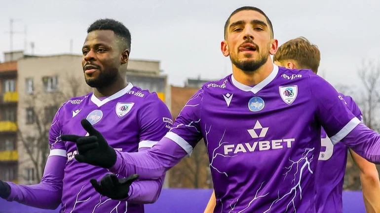 Черкаський ЛНЗ впевнено переграв столичну Оболонь у чемпіонаті України