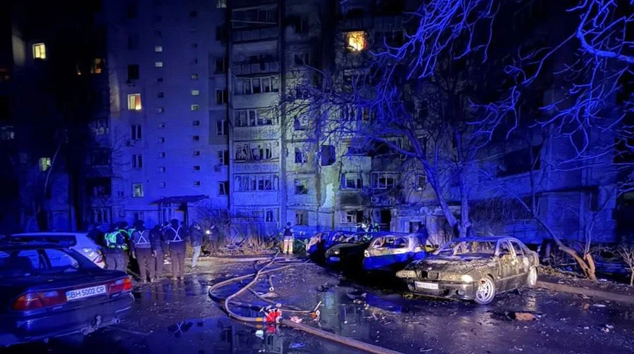 Russian large-scale attack on Odesa: part of city without power and heating, apartment blocks hit, three children injured – photos