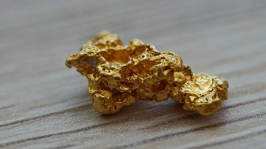 Russia sold Ukrainian gold deposit in occupied Luhansk Oblast