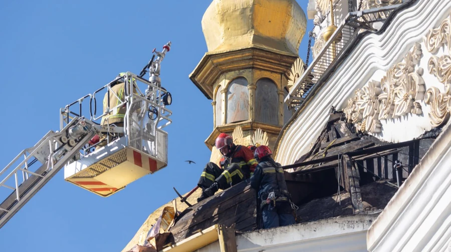 Attack on Kyiv Pechersk Lavra demonstrates Russia's unwillingness to negotiate, EU says