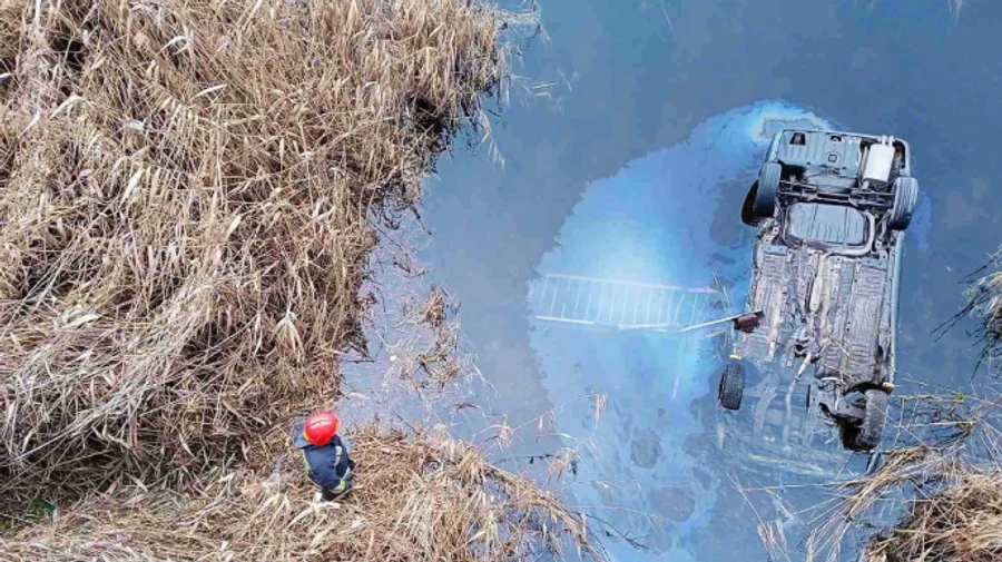 Авто впало з мосту на Миколаївщині, 5 загиблих
