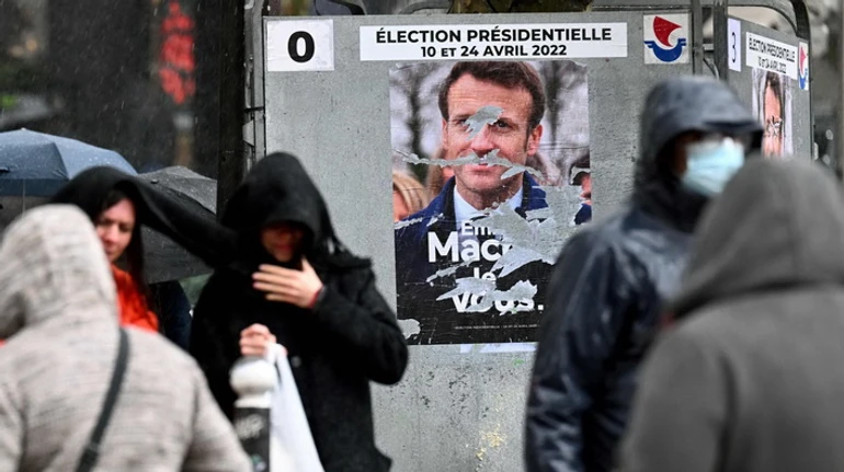 Російський удар по Макрону: чому у французькі вибори повернулася інтрига