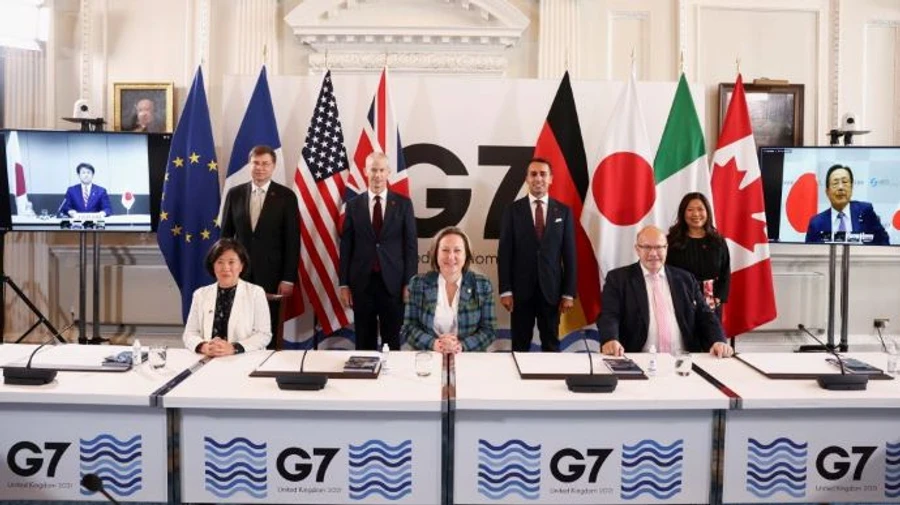 Британія терміново скликає міністрів охорони здоров'я країн G7 через омікрон