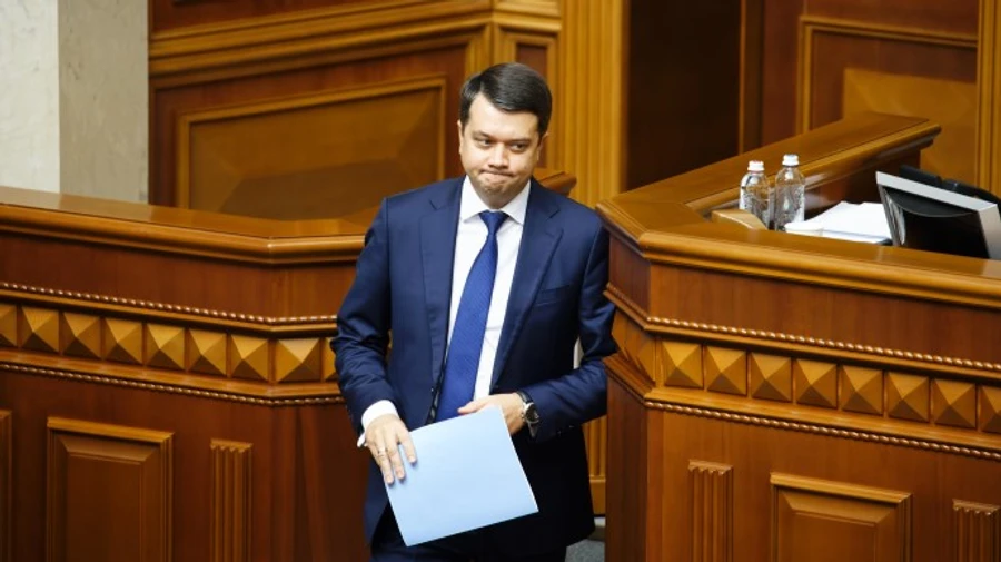 На съезде Слуги народа могут проголосовать за изгнание Разумкова из Рады