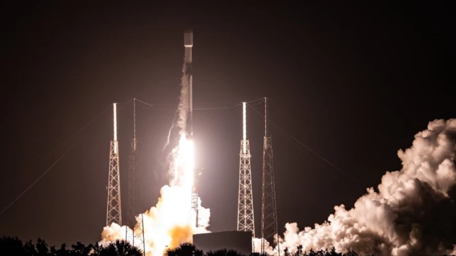 SpaceX успішно вивела на орбіту ще один супутник SiriusXM