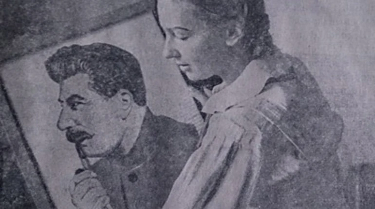 Пропаганда Золотого вересня. Навіщо комуністи переклали на мову народних пісень заяву Молотова?