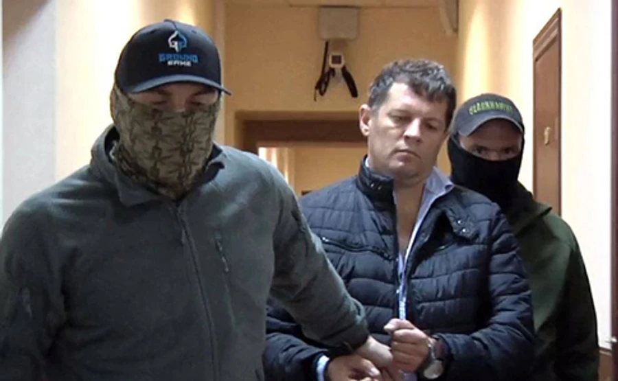 РФ пустить консула до Сущенка лише 14 жовтня