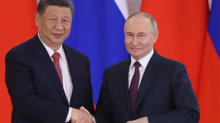 80% українців негативно оцінюють лідера Китаю, 99% – главу РФ