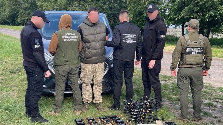ГБР и СБУ задержали боевого медика, который продавал списанные беспилотники