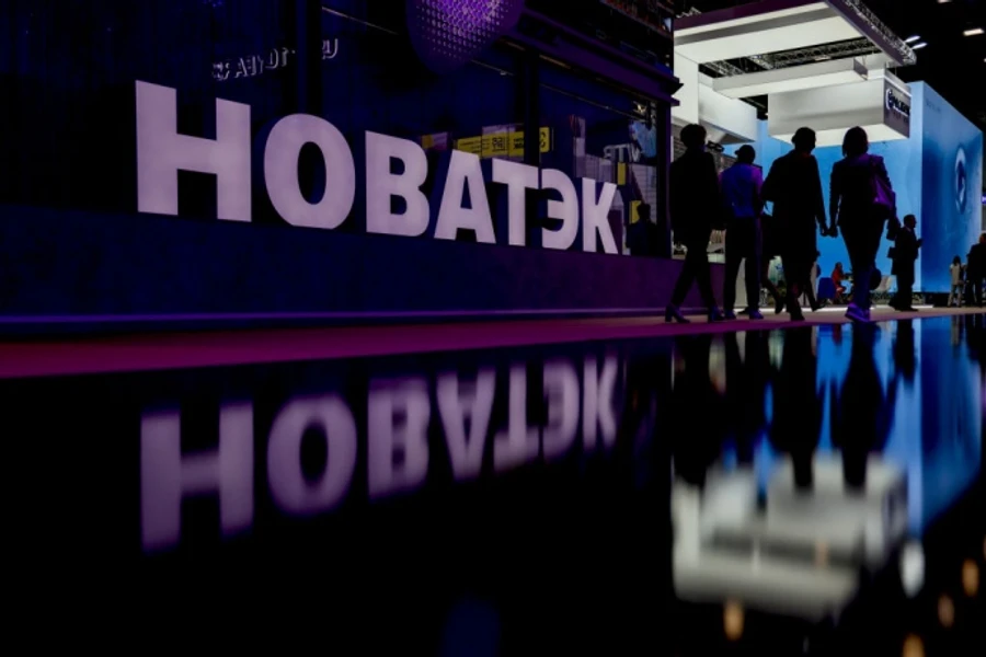 US sanctions disrupt launch of Novatek's largest LNG plant