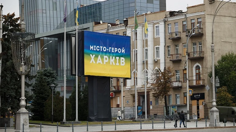 Росіяни вдарили по Харкову, є пошкодження інфраструктури