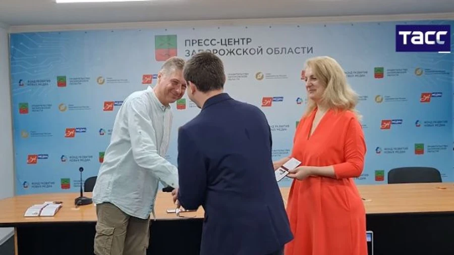 Invaders began registering people in occupied part Zaporizhzhia Oblast in Russian Journalist Union