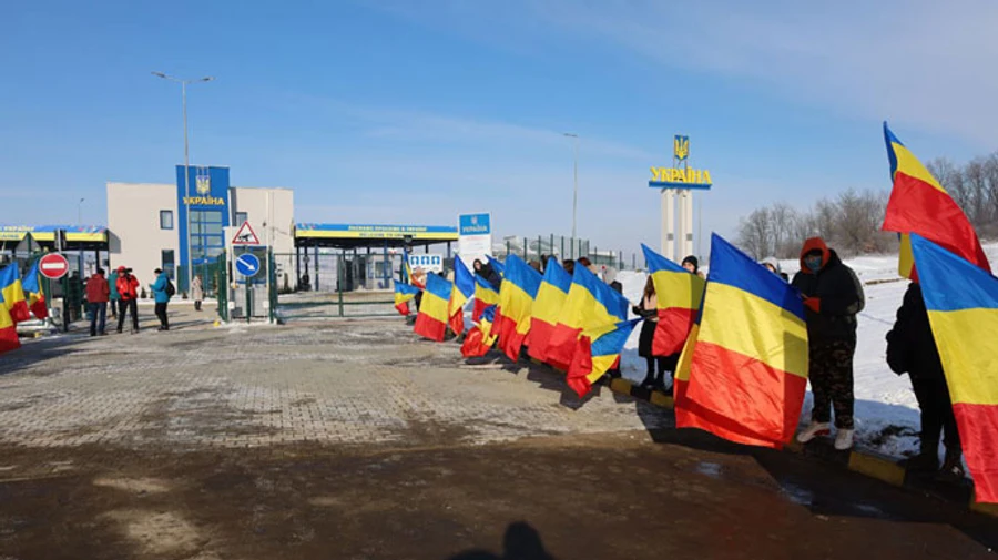 На границе Украины и Румынии открыли новый автомобильный пункт пропуска