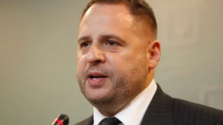 Ермак предлагает создать в Раде комиссию по контролю за поступлениями оружия