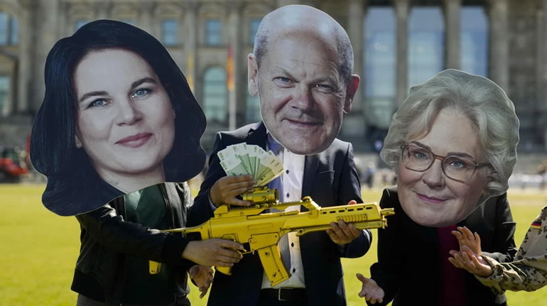 Лучше поздно, чем никогда: как Германия меняет свою позицию по оружию для Украины