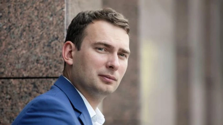 Перебивают Вагнергейт: Железняк прокомментировал обвинение в растрате средств Голоса