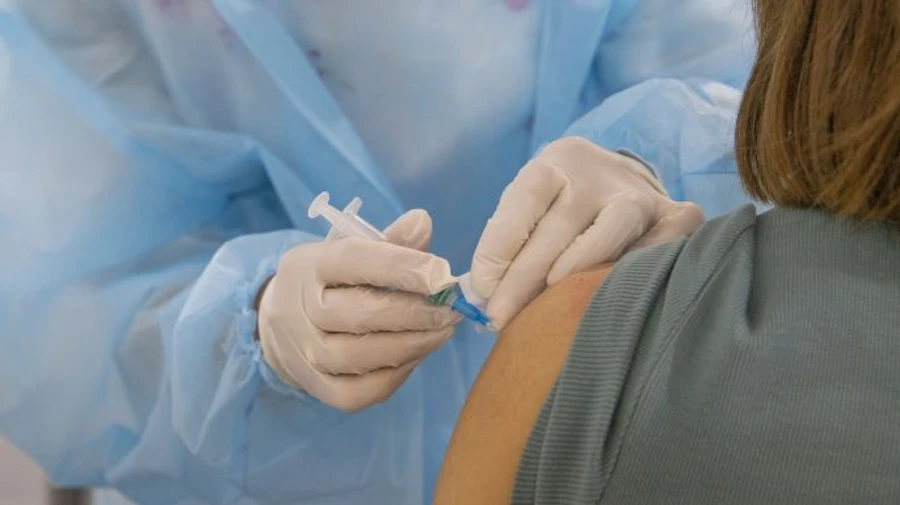 Дітей від 12 років можна вакцинувати проти Covid за наявності всіх щеплень – МОЗ