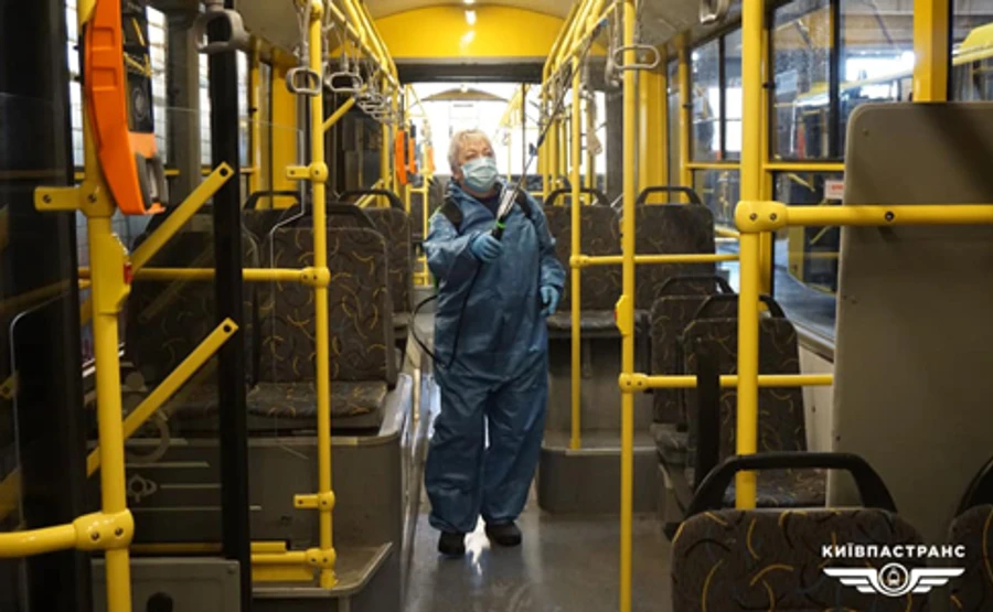 У Києві дезінфікують транспорт