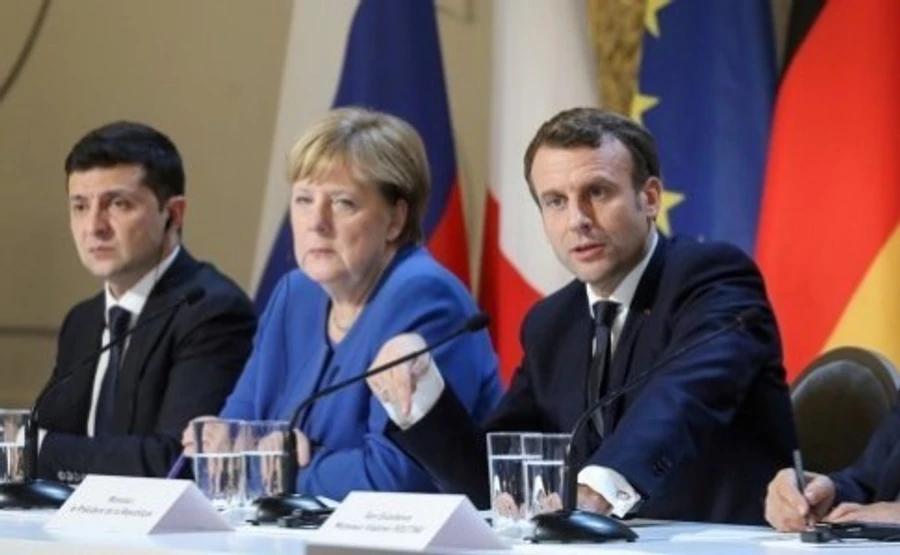 Главные новости вторника и ночи: реакции на нормандский саммит, нервы Суркова