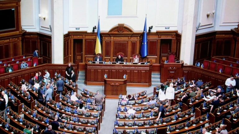 В Раде появился проект постановления о возобновлении трансляции, Слуги обещают поддержать