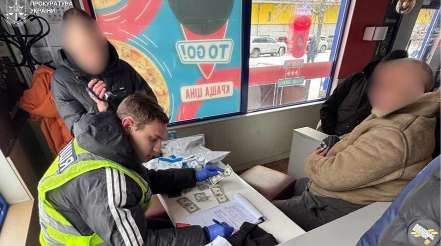 Киянин обіцяв за $18 000 домовитись про мобілізацію засудженої за ДТП жінки