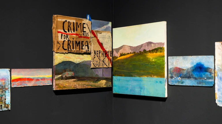 Думами в Крыму: выставка о полуострове в Варшаве