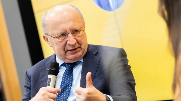 Еврокомиссар: Увольнение Федорова поставит вопрос: почему такого человека заменяют?