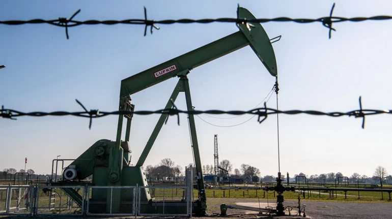 Спонсоры войны: кто в ЕС поддерживает, а кто блокирует запрет нефти и газа из РФ