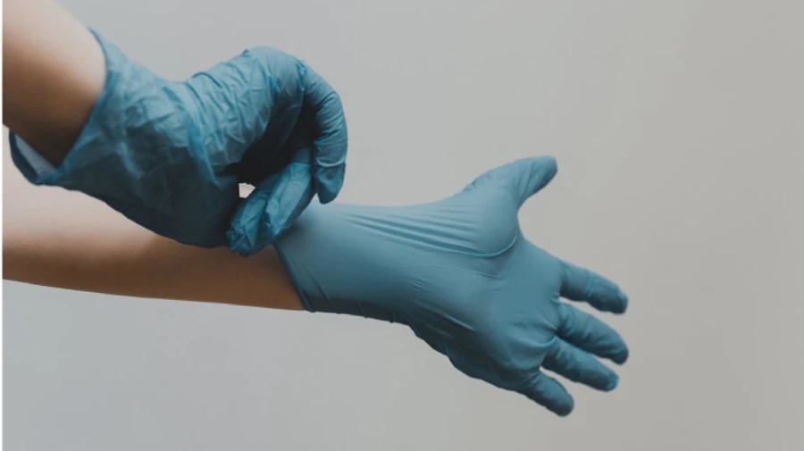 Главврач незаконно выплатил более 400 тысяч ковидных средств - правоохранители