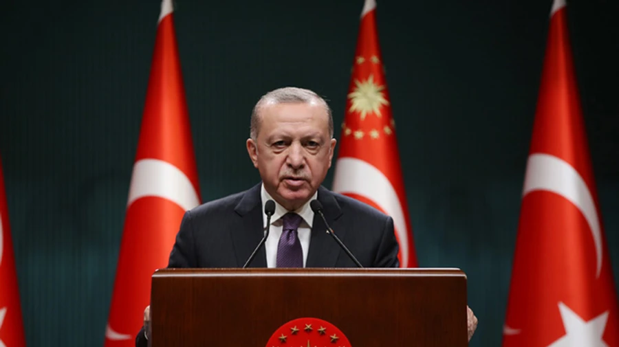 В Чехии после сообщения о бомбе эвакуируют здание МВД