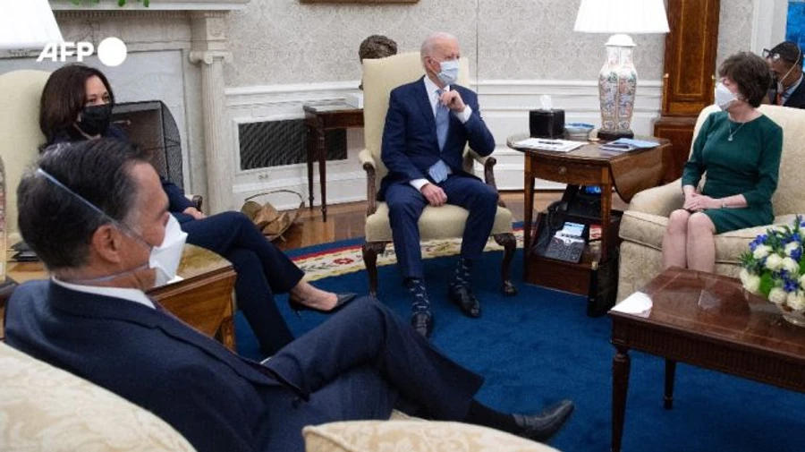 Байден обсудил с республиканцами альтернативный план, но согласия нет