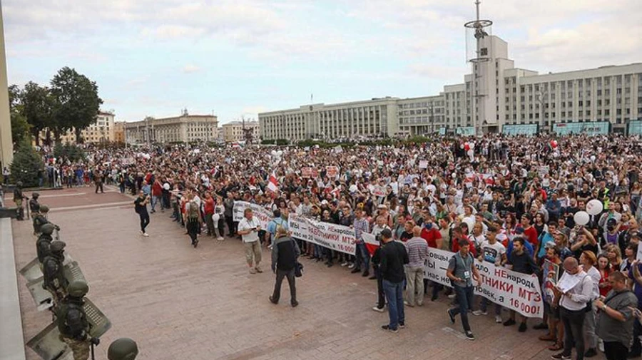 Міністри ЄС погодились підготувати санкції щодо Білорусі