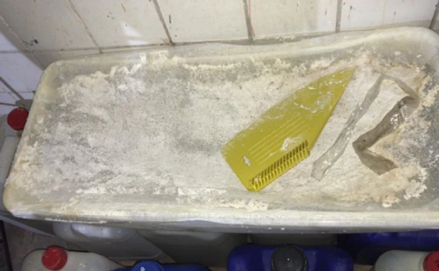 Майже 70 обшуків, 13 затриманих: ліквідували наркоорганізацію, яку очолював екссиловик