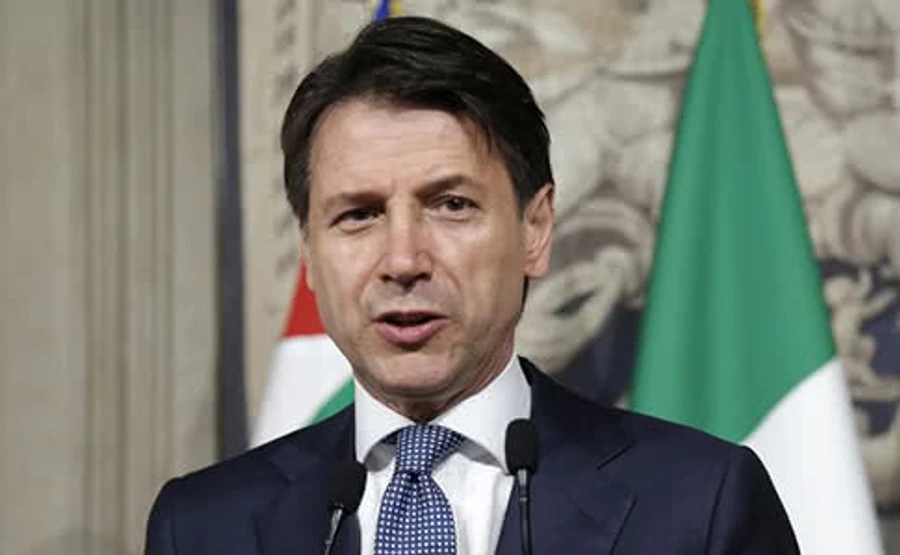 Коронавирус: В Италии закрывают рестораны и магазины