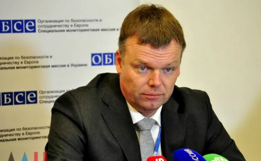 Хуг о Донбассе: Въезд колонн из РФ видели, а вот есть ли россияне в рядах боевиков – вопрос