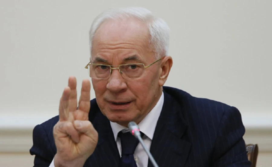 Втікач Азаров провів в РФ з'їзд політмігрантів: Ми обов'язково повернемося