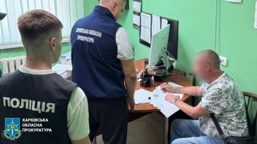 В Харькове сотрудники вносили в штат больницы фиктивных работников: из госбюджета присвоили более 1 млн грн