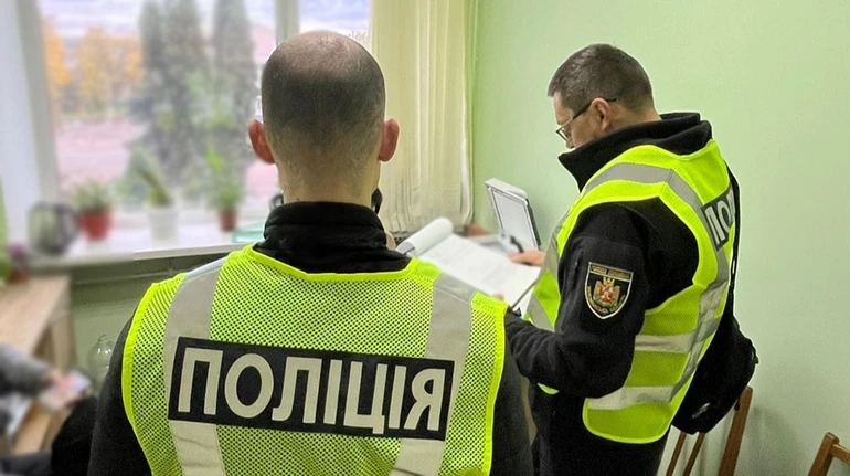 На Житомирщині посадовицю підозрюють у недбалості, що призвела до загибелі матері та доньки