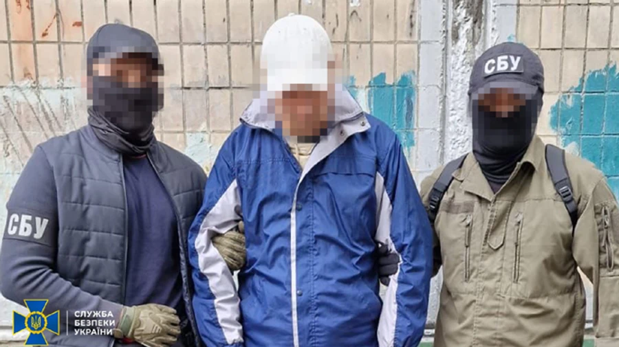 Ukrainian Security Service detains Russian agents who adjust fire of Russian missile attack on Kyiv on 21 September