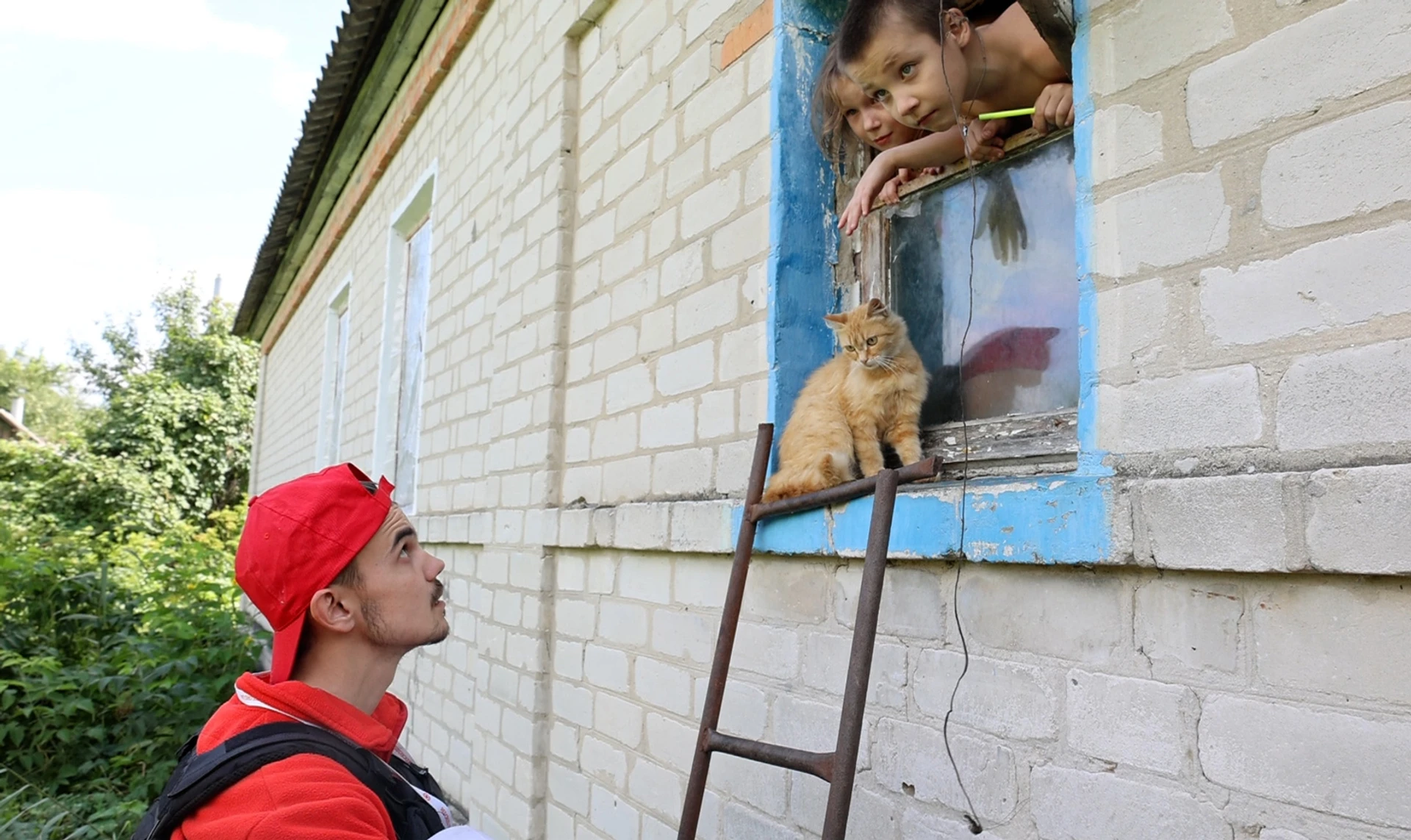 Киць, пожалуйста, поехали, пока есть возможность. Как гражданские решаются во второй раз выезжать из-под Купянска