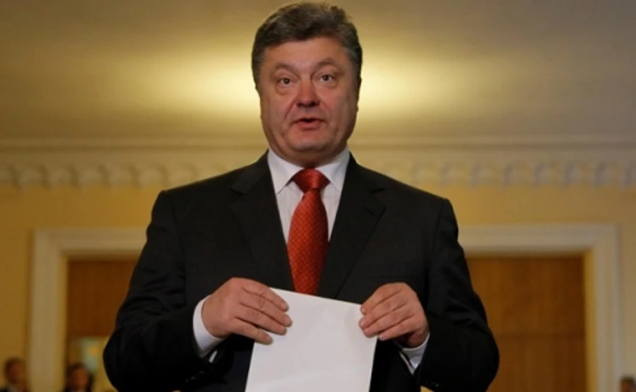 НСТУ попросила убрать из ролика Бойко упоминание об обогащении Порошенко